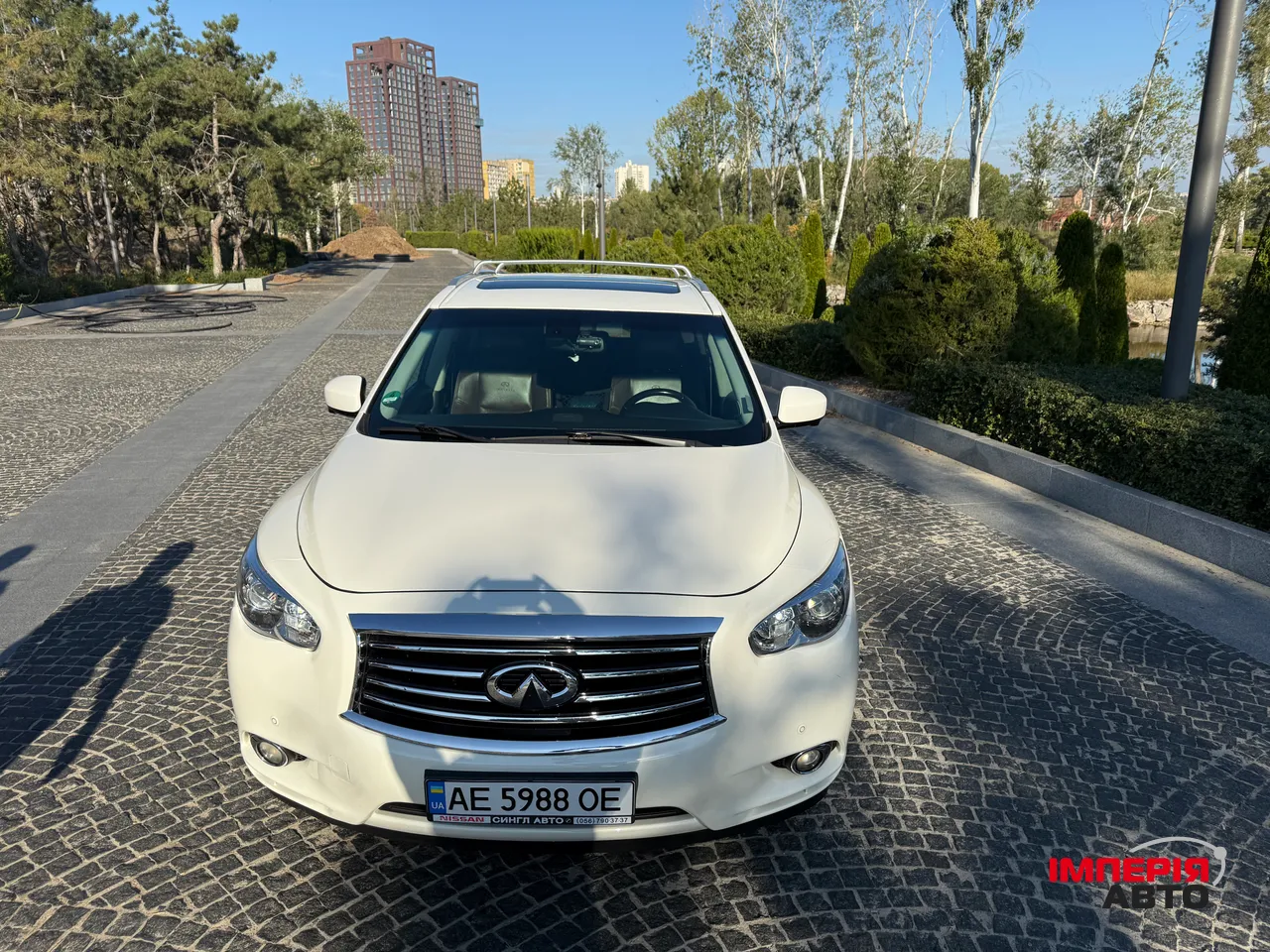 Infiniti QX60 - фото 3