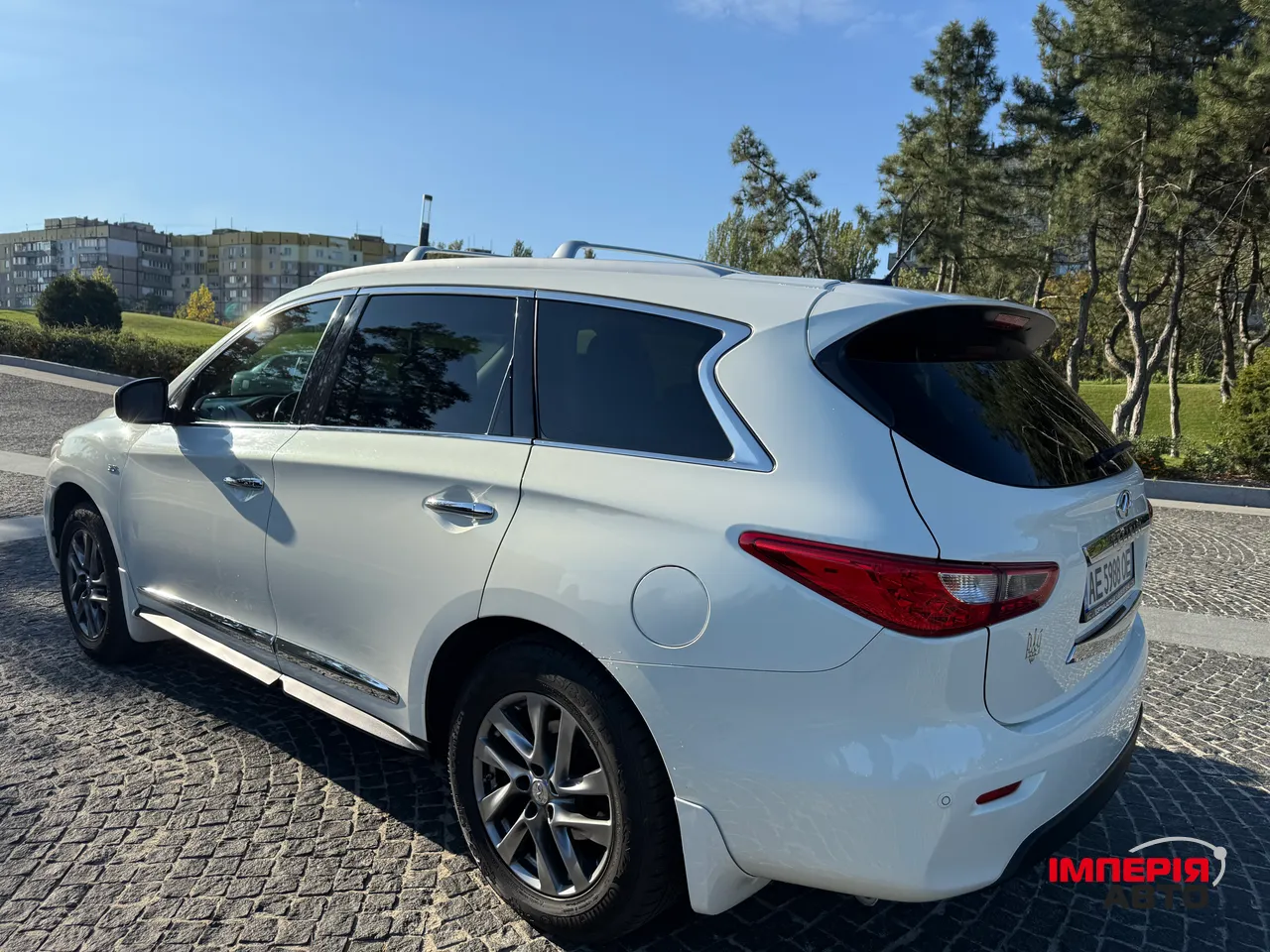 Infiniti QX60 - фото 6