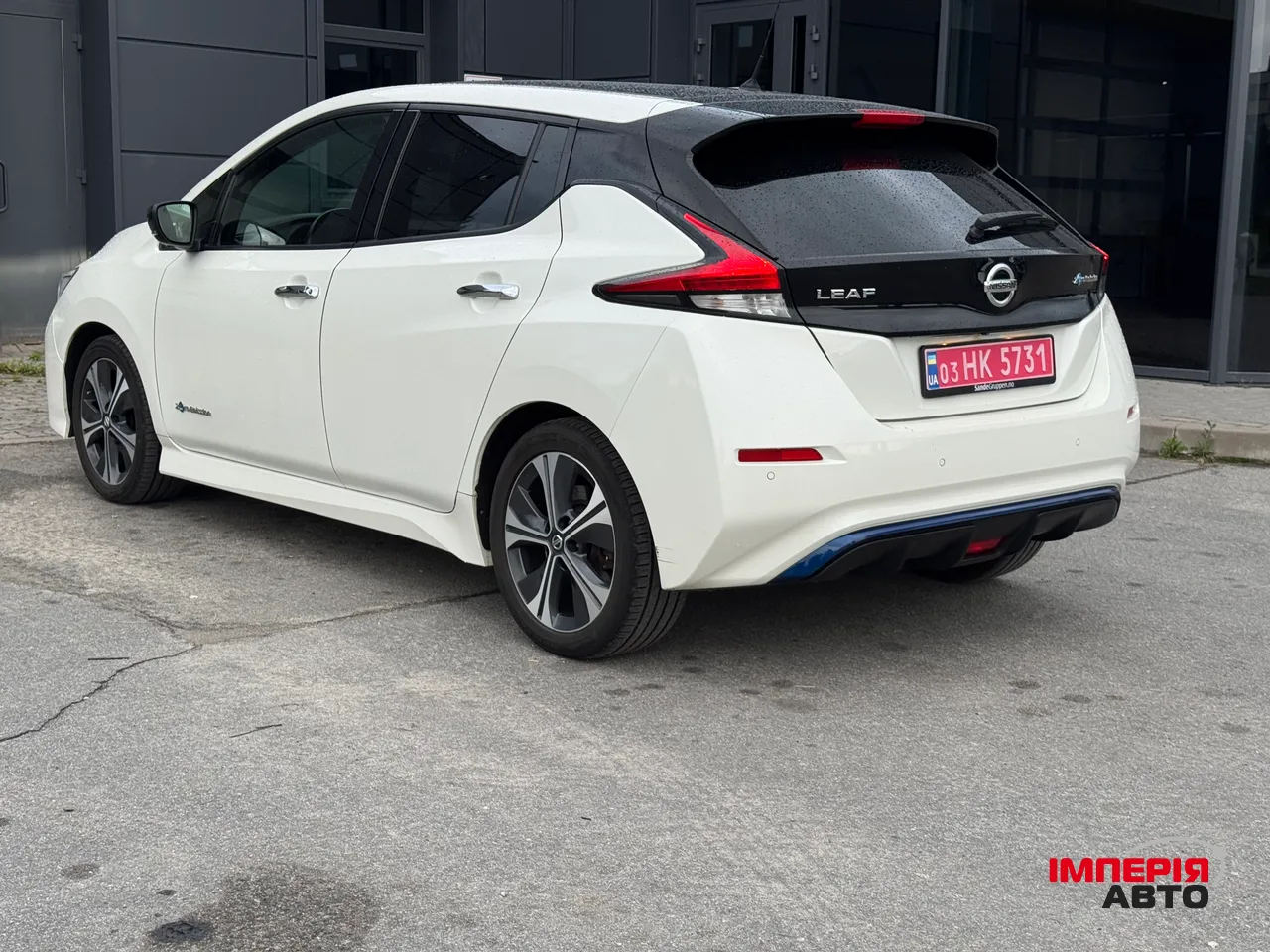 Nissan Leaf - фото 6