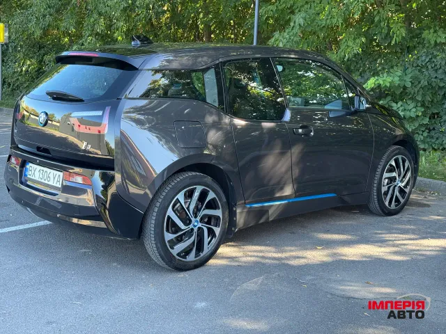 BMW i3 - фото 3