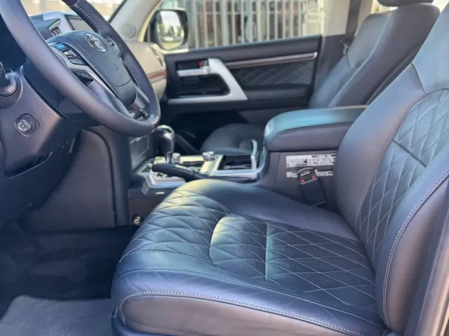 Toyota Land Cruiser - фото 4