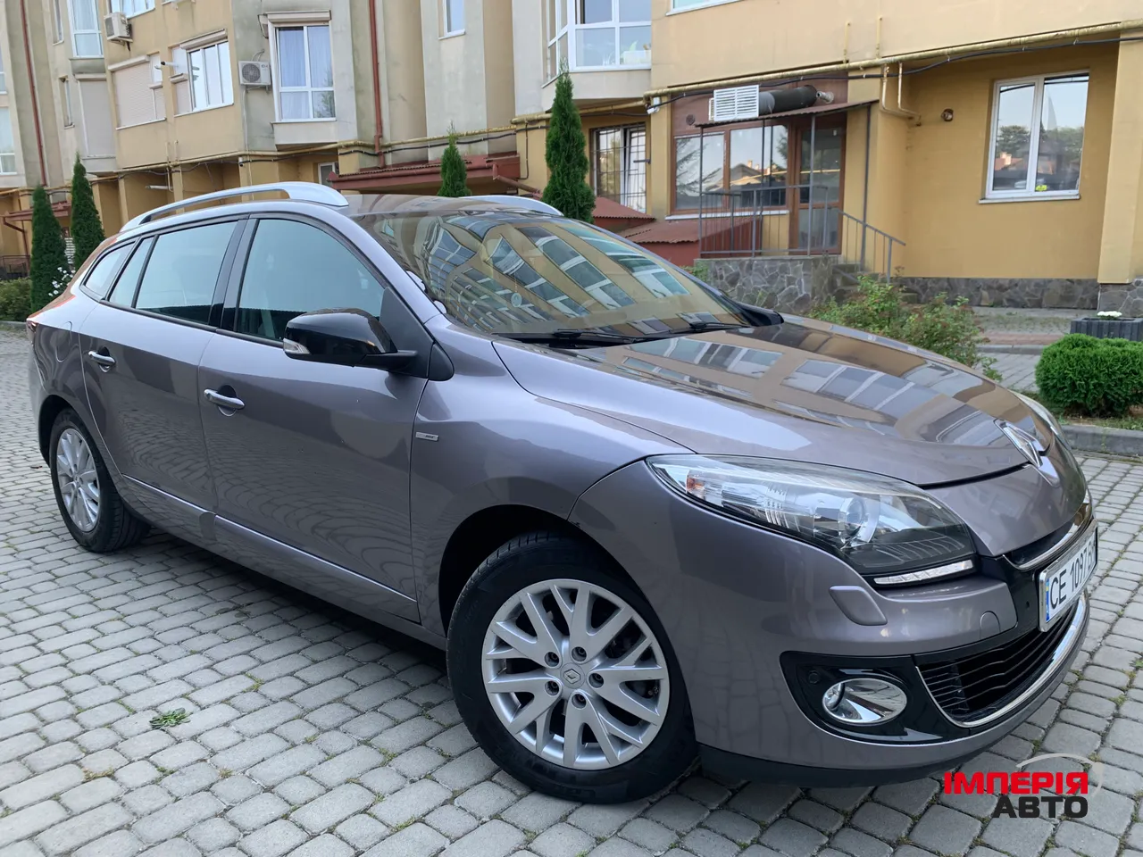 Renault Megane - фото 16