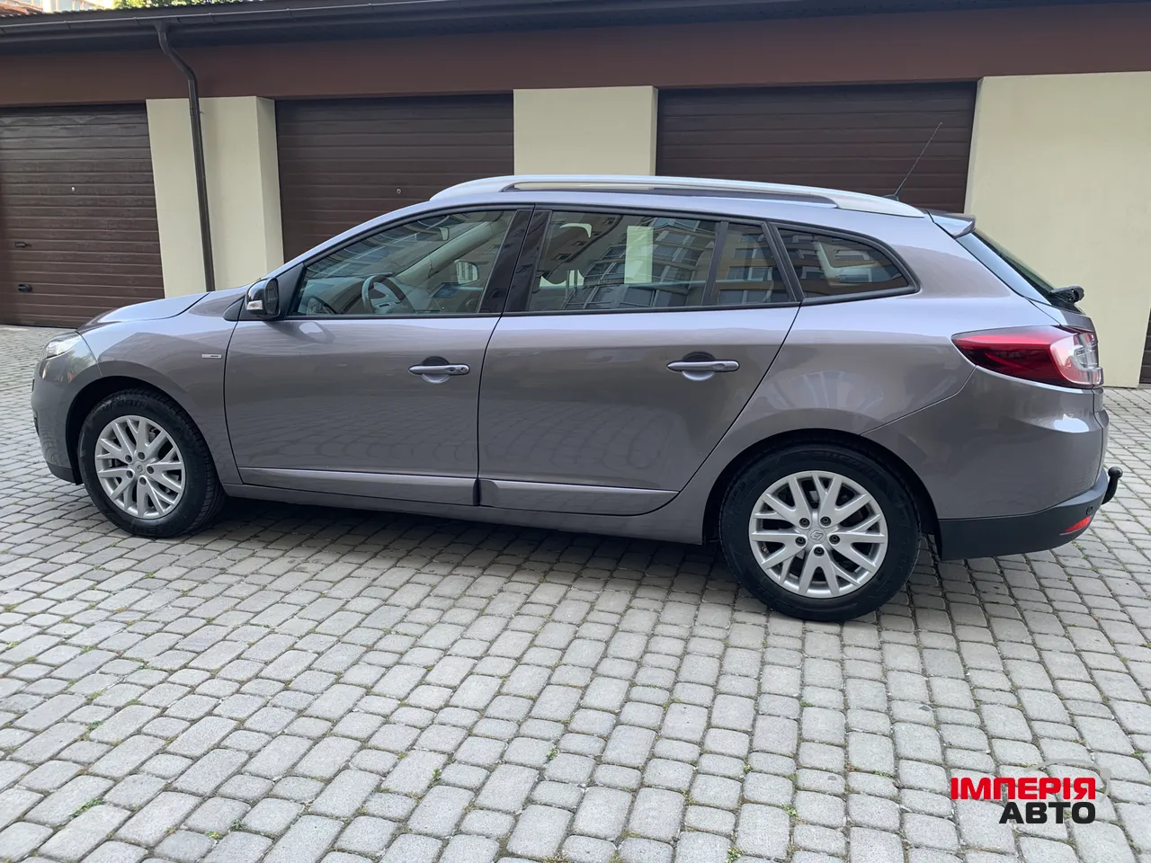 Renault Megane - фото 10