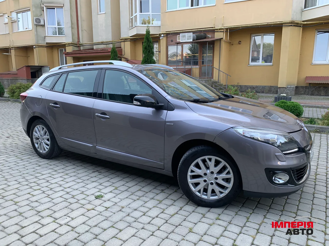 Renault Megane - фото 17