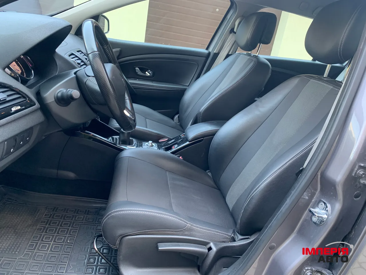 Renault Megane - фото 28