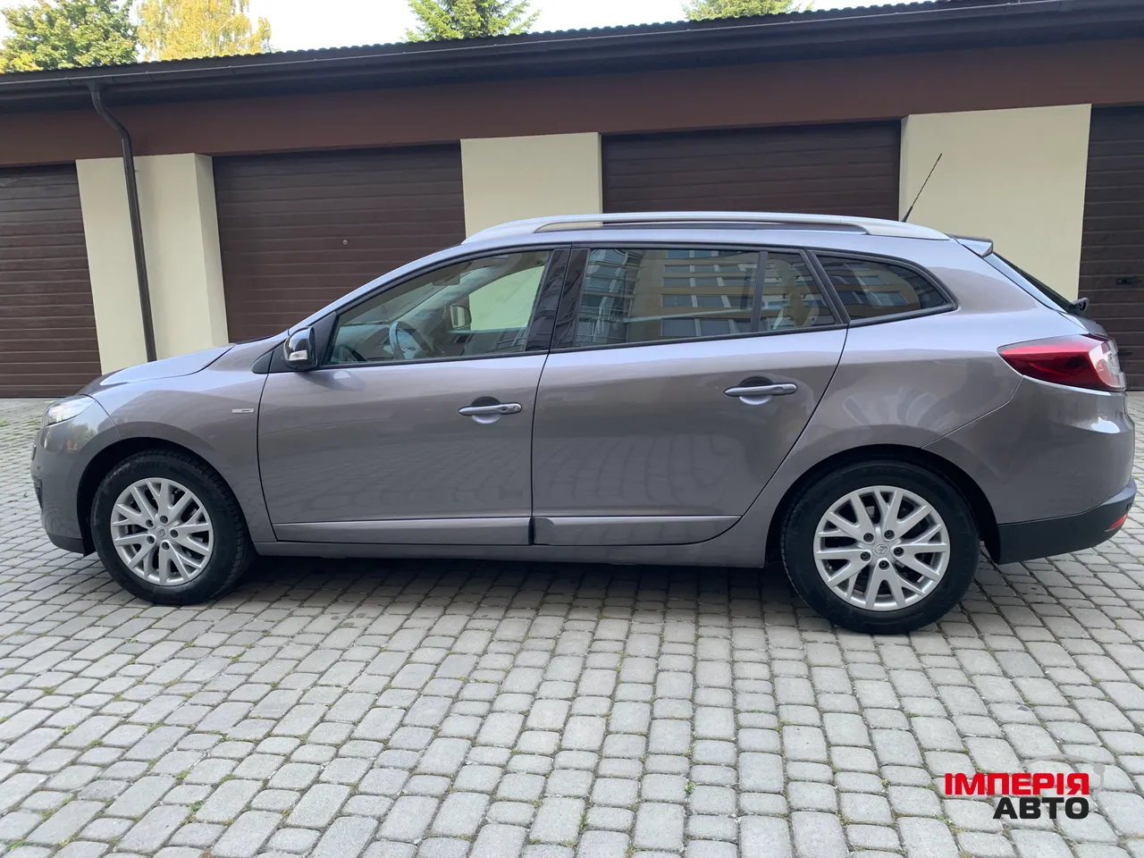 Renault Megane - фото 9