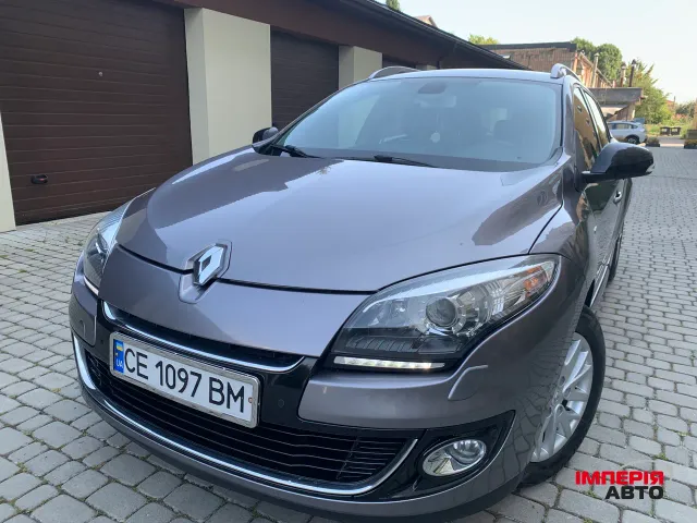 Renault Megane - фото 1