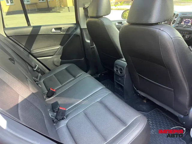Volkswagen Tiguan - фото 5