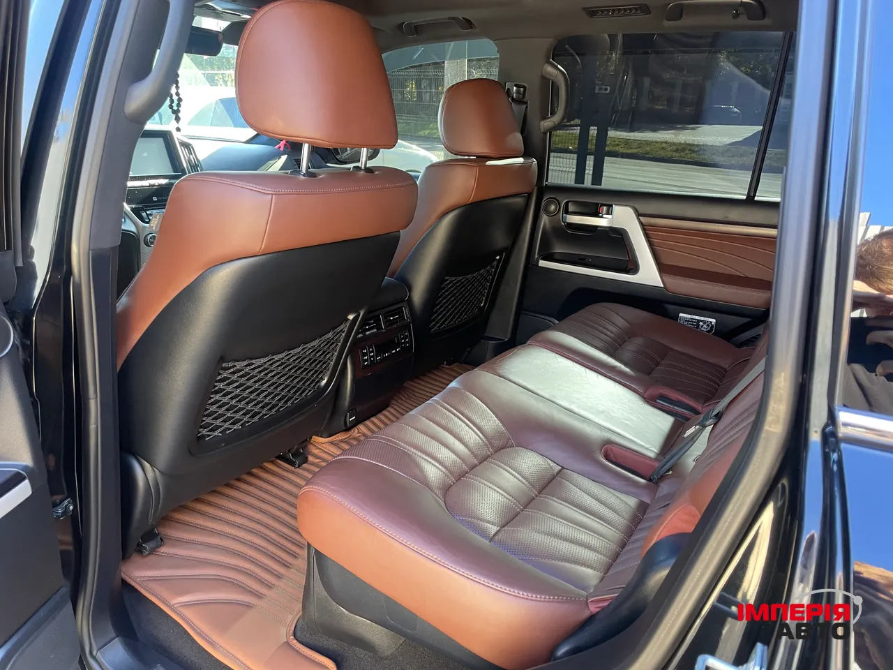 Toyota Land Cruiser - фото 6