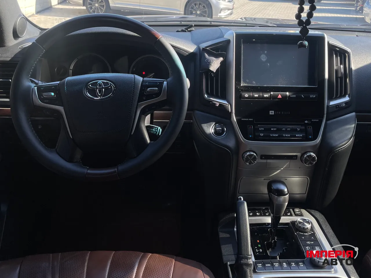 Toyota Land Cruiser - фото 4