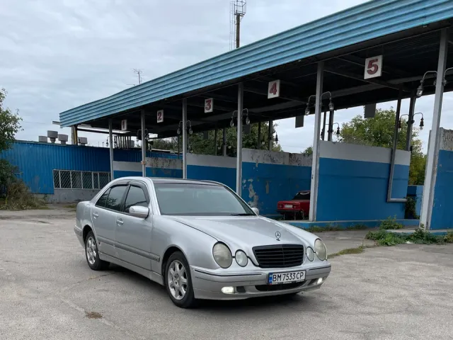 Mercedes-Benz E-Класс - фото 5