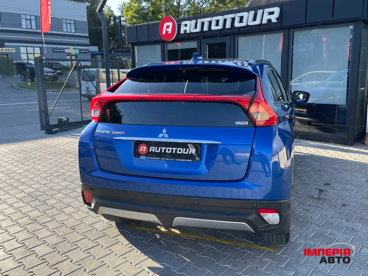 Mitsubishi Eclipse Cross - фото 9