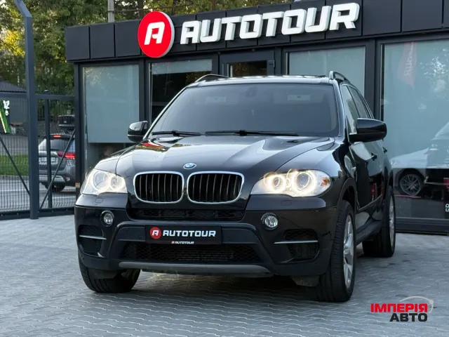 BMW X5 - фото 1