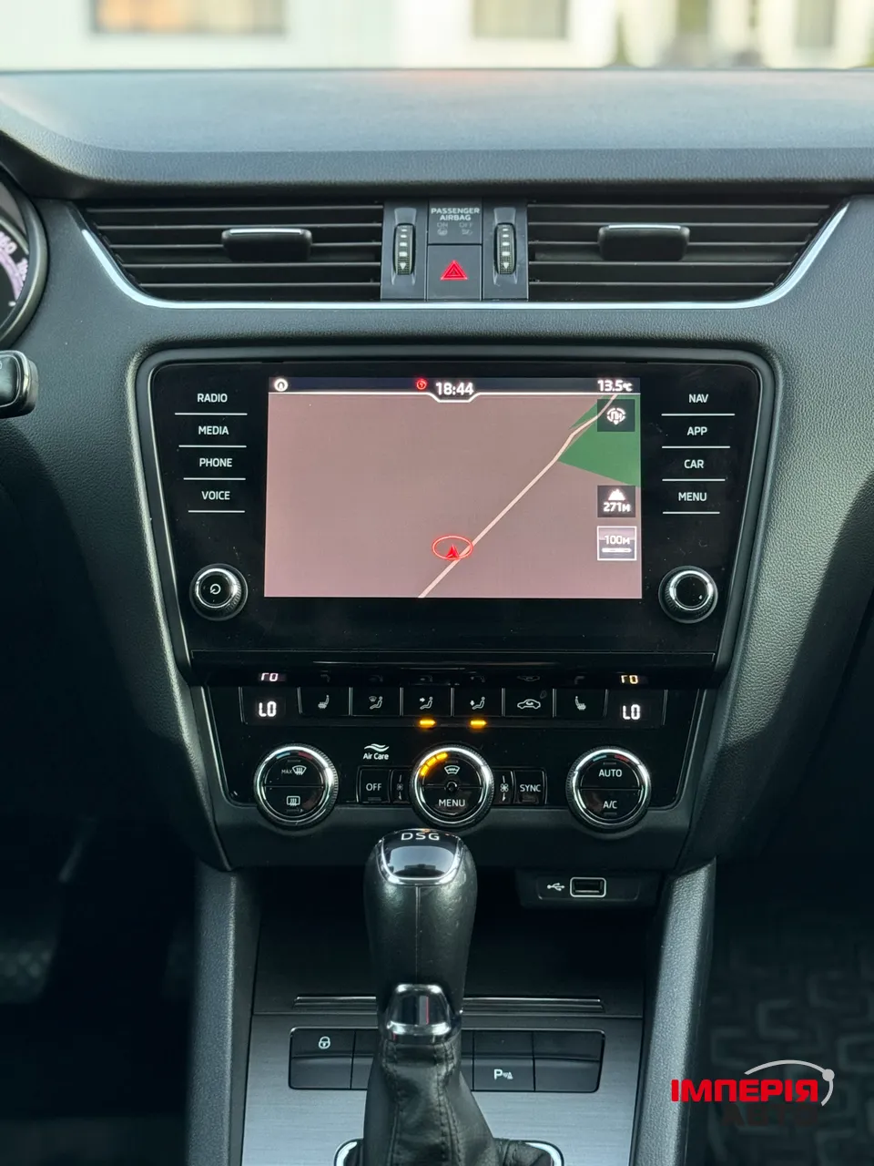 Skoda Octavia - фото 14