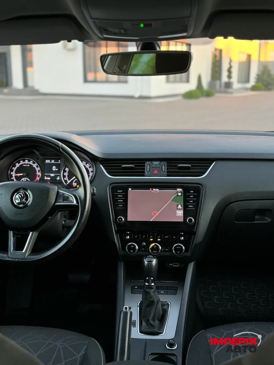 Skoda Octavia - фото 17