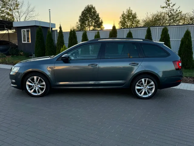 Skoda Octavia - фото 5