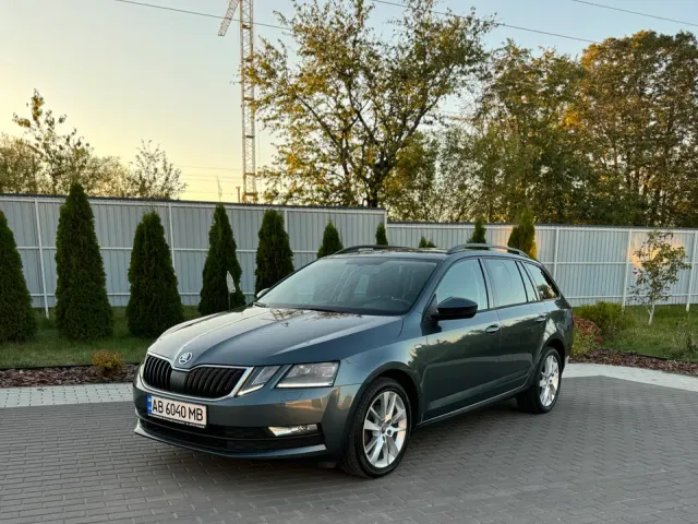 Skoda Octavia - фото 2