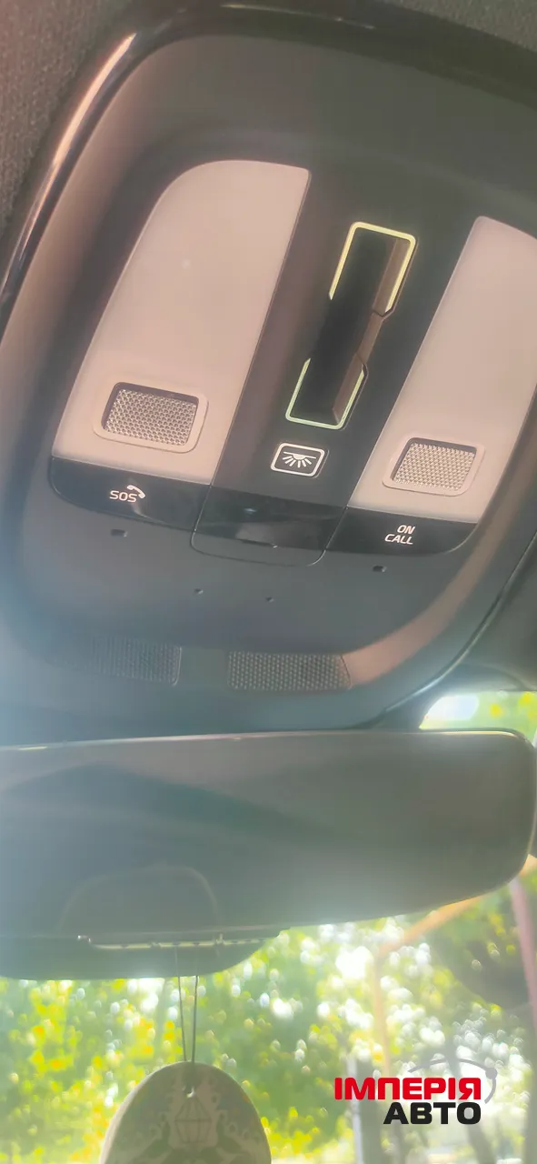 Volvo XC40 - фото 15