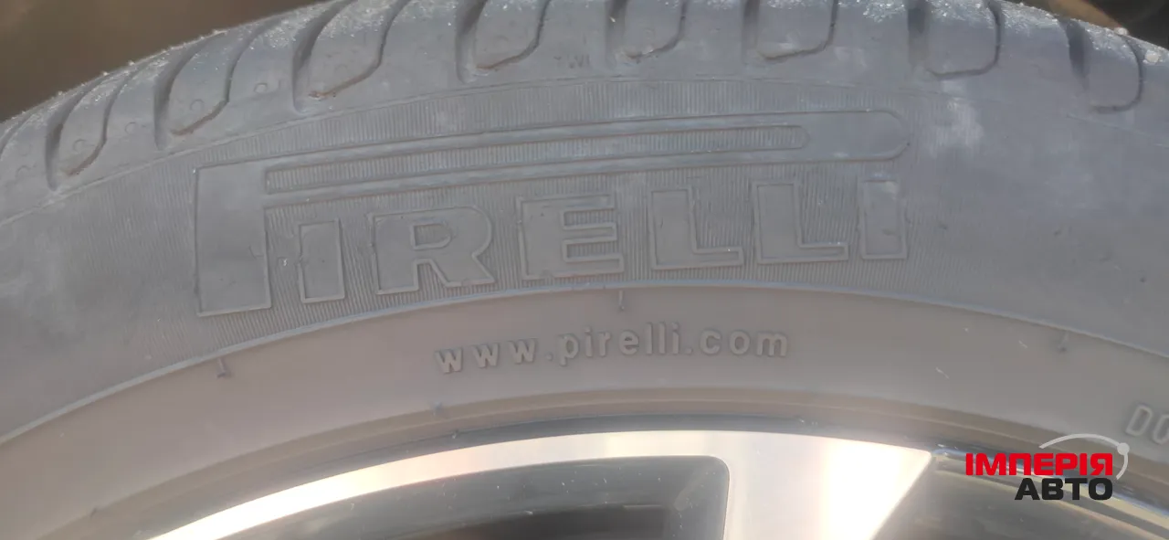 Volvo XC40 - фото 37