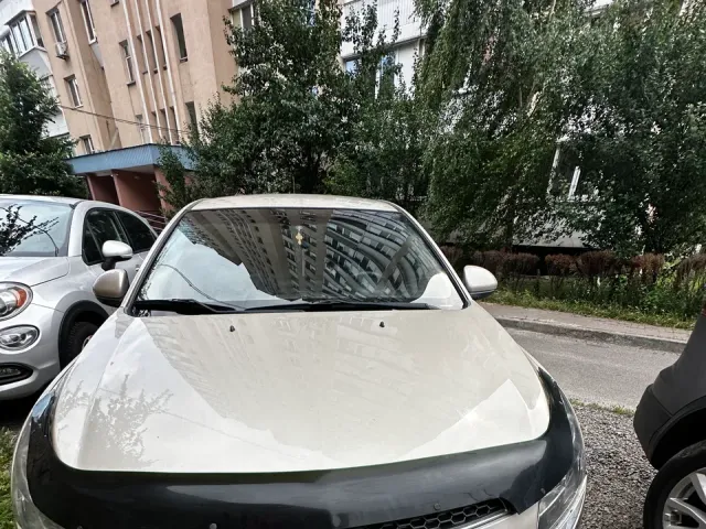 Chevrolet Cruze - фото 4