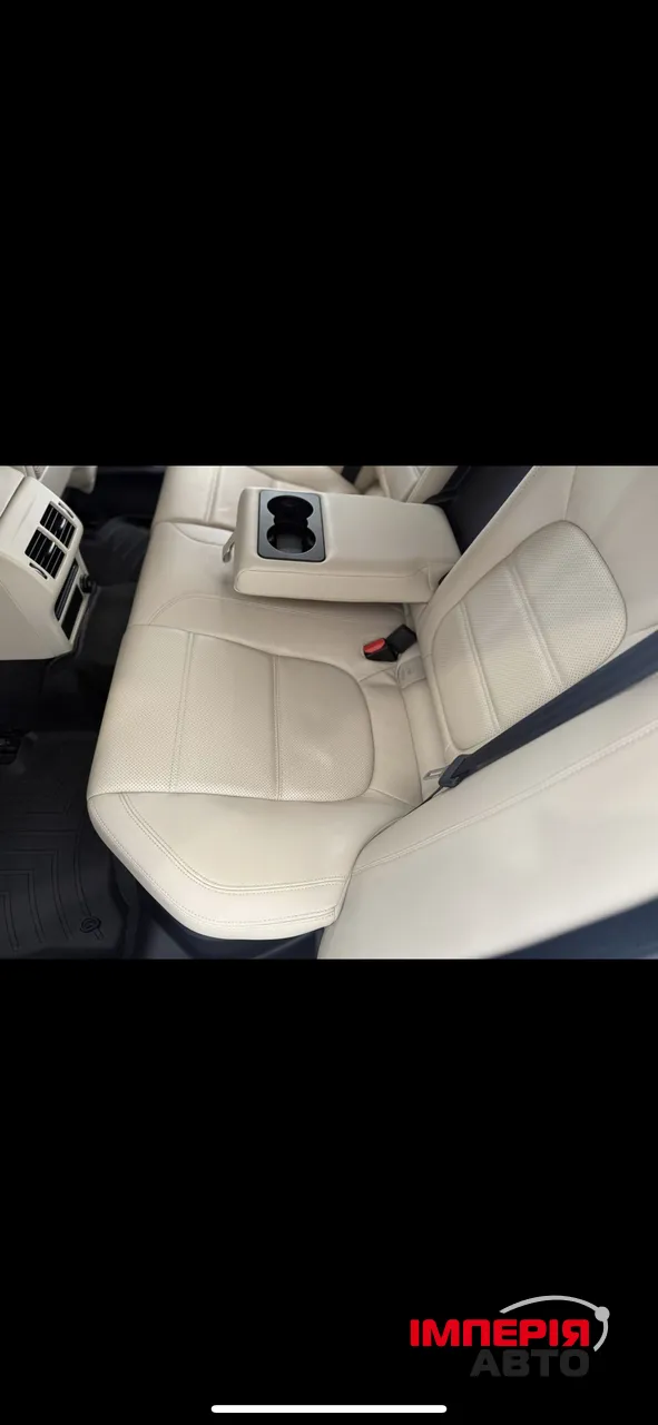 Jaguar XE - фото 6