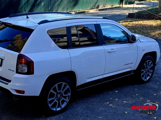 Jeep Compass - фото 4