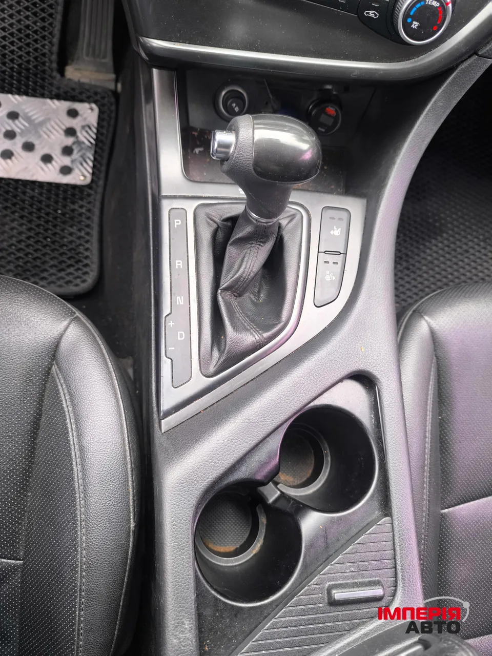 Kia K5 - фото 11