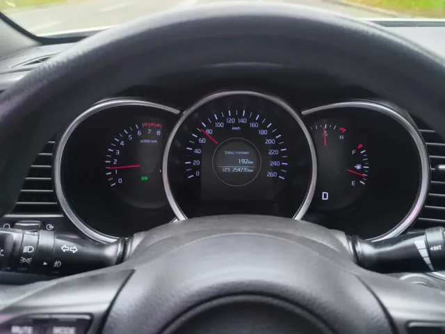 Kia K5 - фото 5