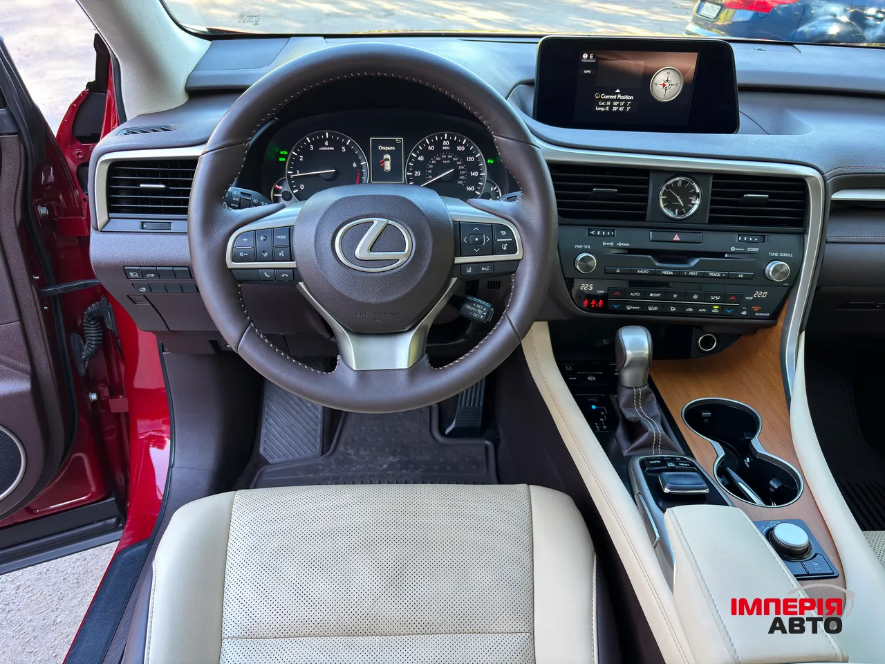 Lexus RX - фото 11