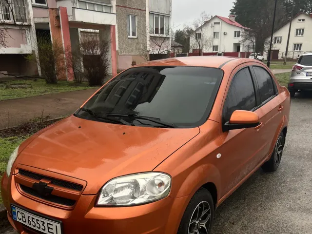 Chevrolet Aveo - фото 1