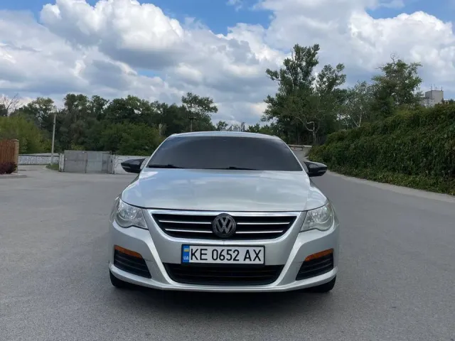 Volkswagen Passat CC - фото 1