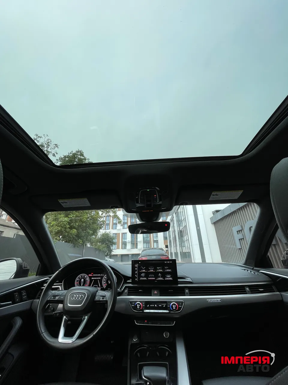 Audi A4 - фото 11