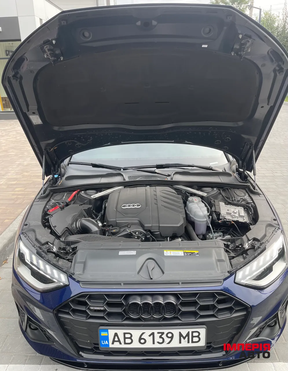 Audi A4 - фото 15