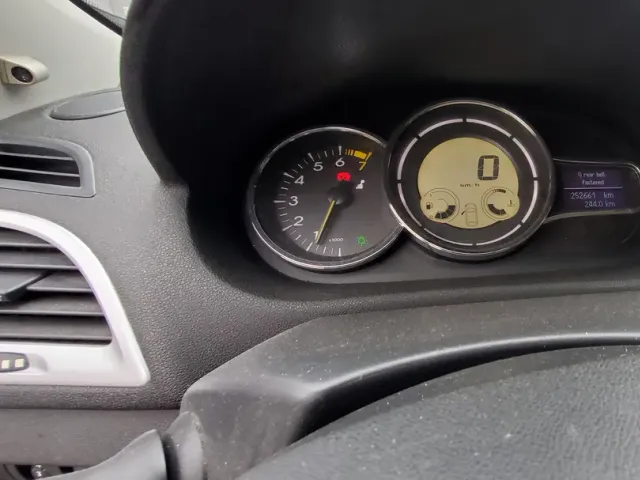 Renault Megane - фото 3