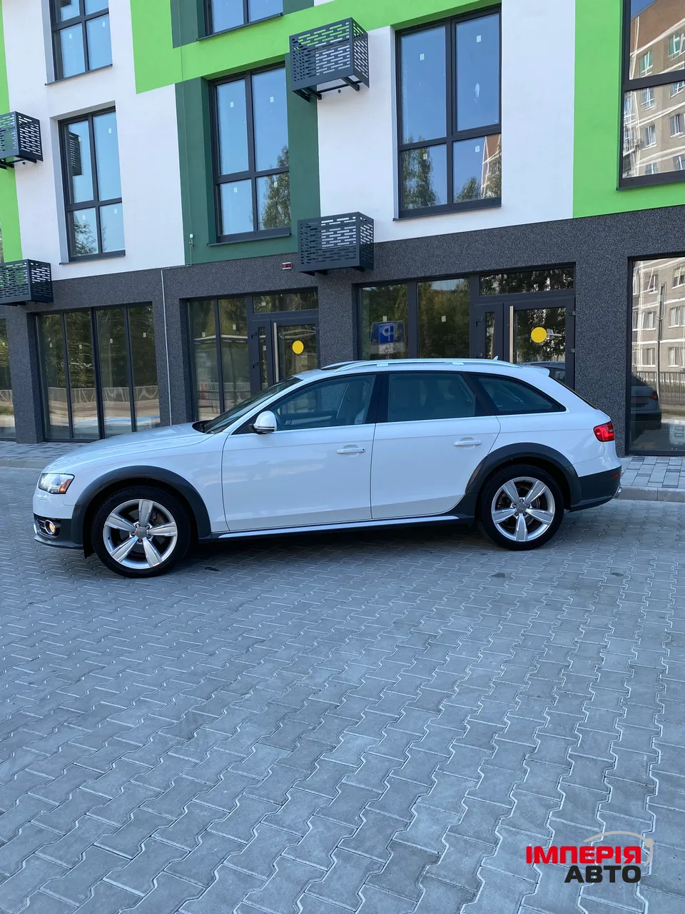 Audi A4 allroad - фото 12