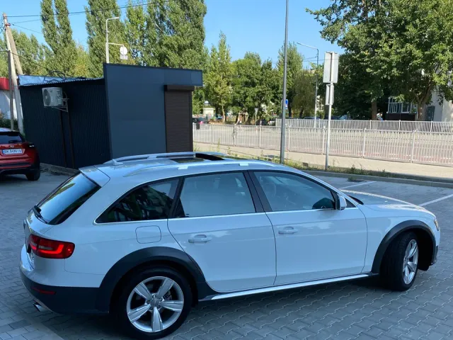 Audi A4 allroad - фото 5