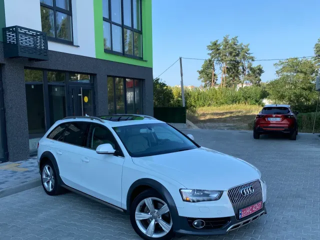 Audi A4 allroad - фото 1