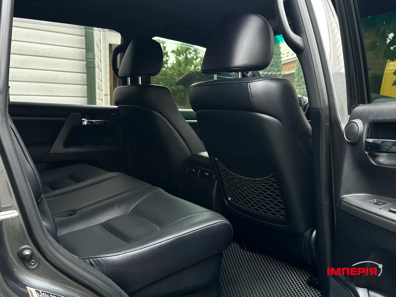 Toyota Land Cruiser - фото 5