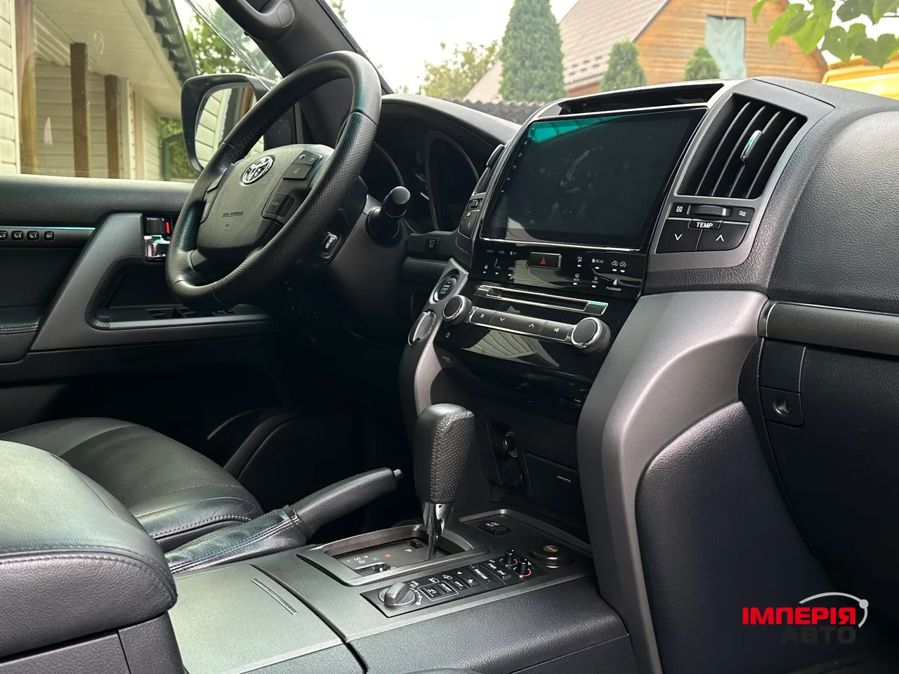 Toyota Land Cruiser - фото 7