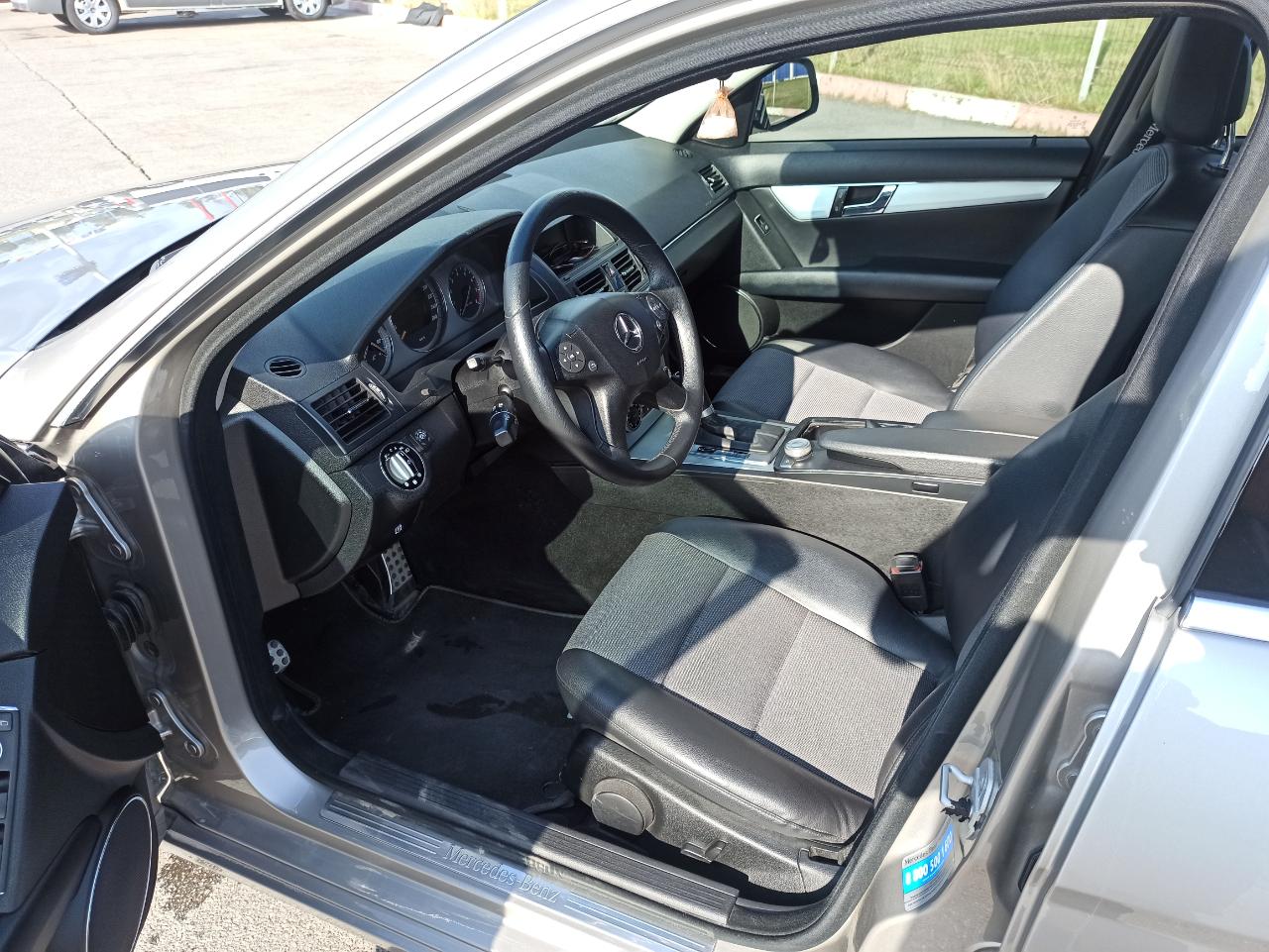 Mercedes-Benz C-Класс - фото 12