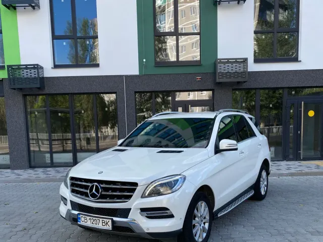 Mercedes-Benz M-Класс - фото 1