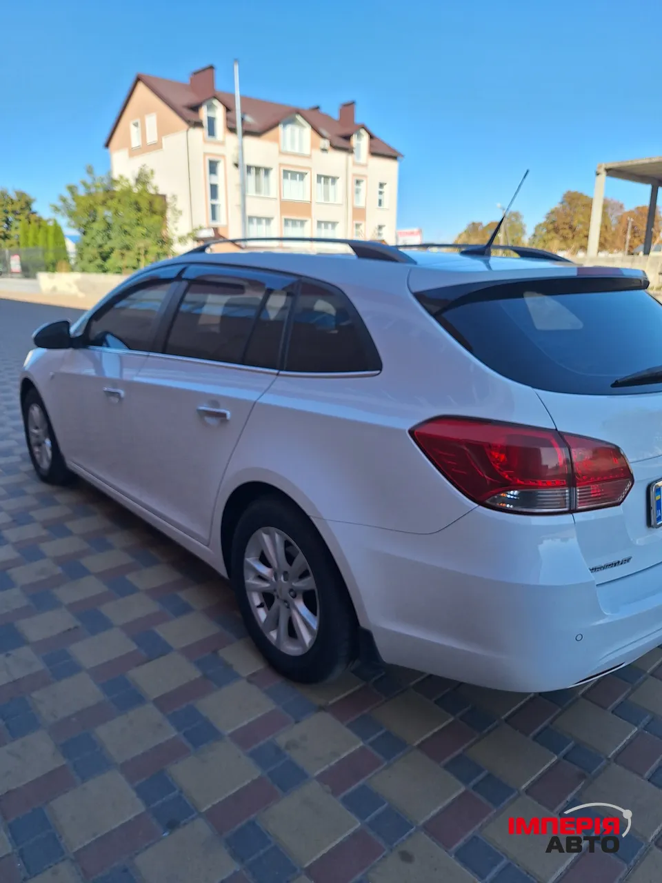 Chevrolet Cruze - фото 2