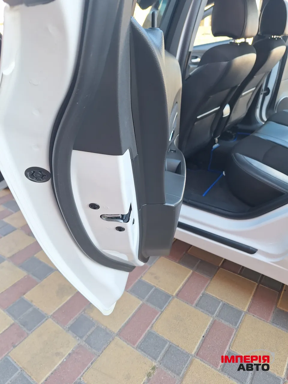 Chevrolet Cruze - фото 46