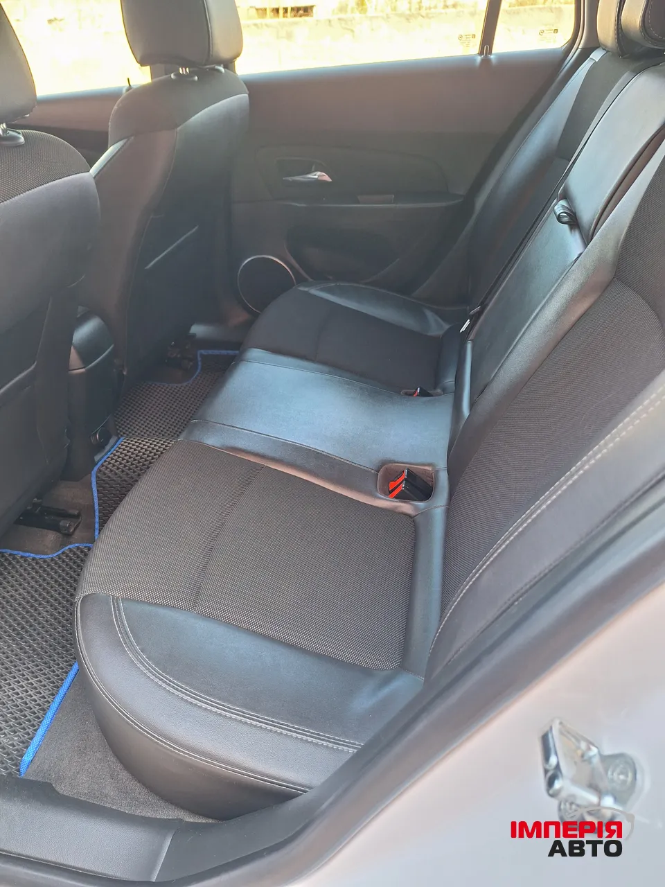 Chevrolet Cruze - фото 19