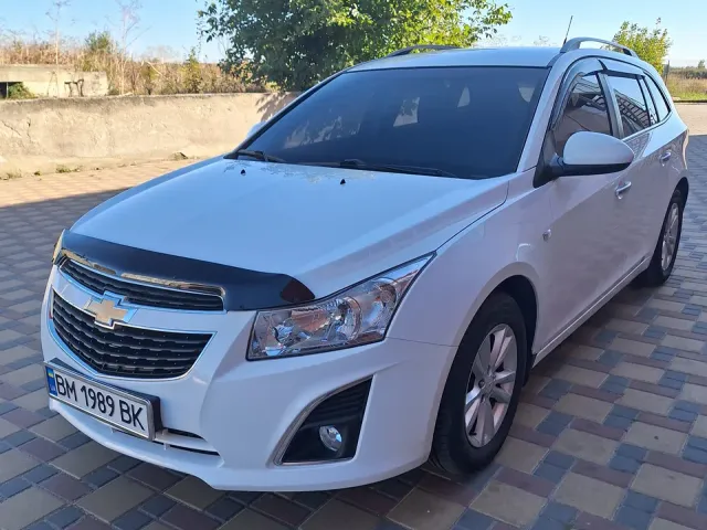Chevrolet Cruze - фото 1