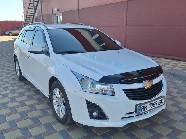 Chevrolet Cruze - фото 5