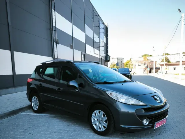 Peugeot 207 - фото 2