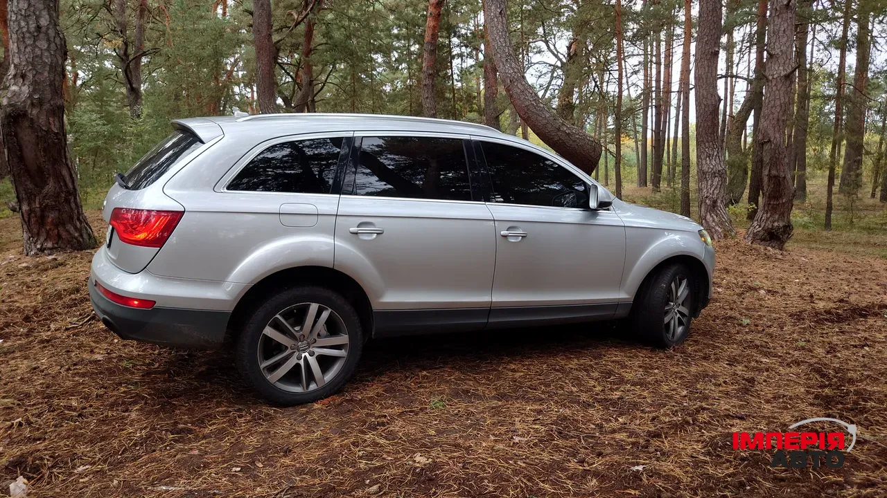 Audi Q7 - фото 3