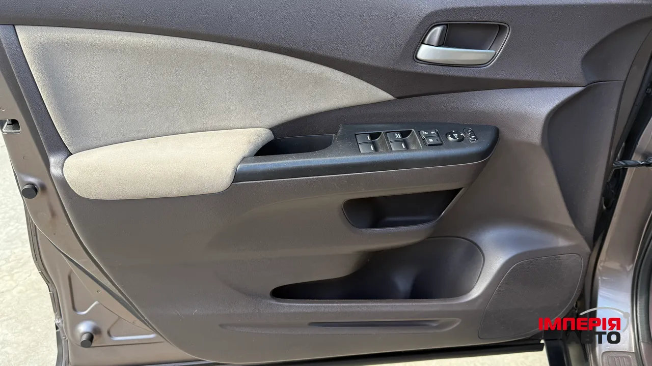 Honda CR-V - фото 15