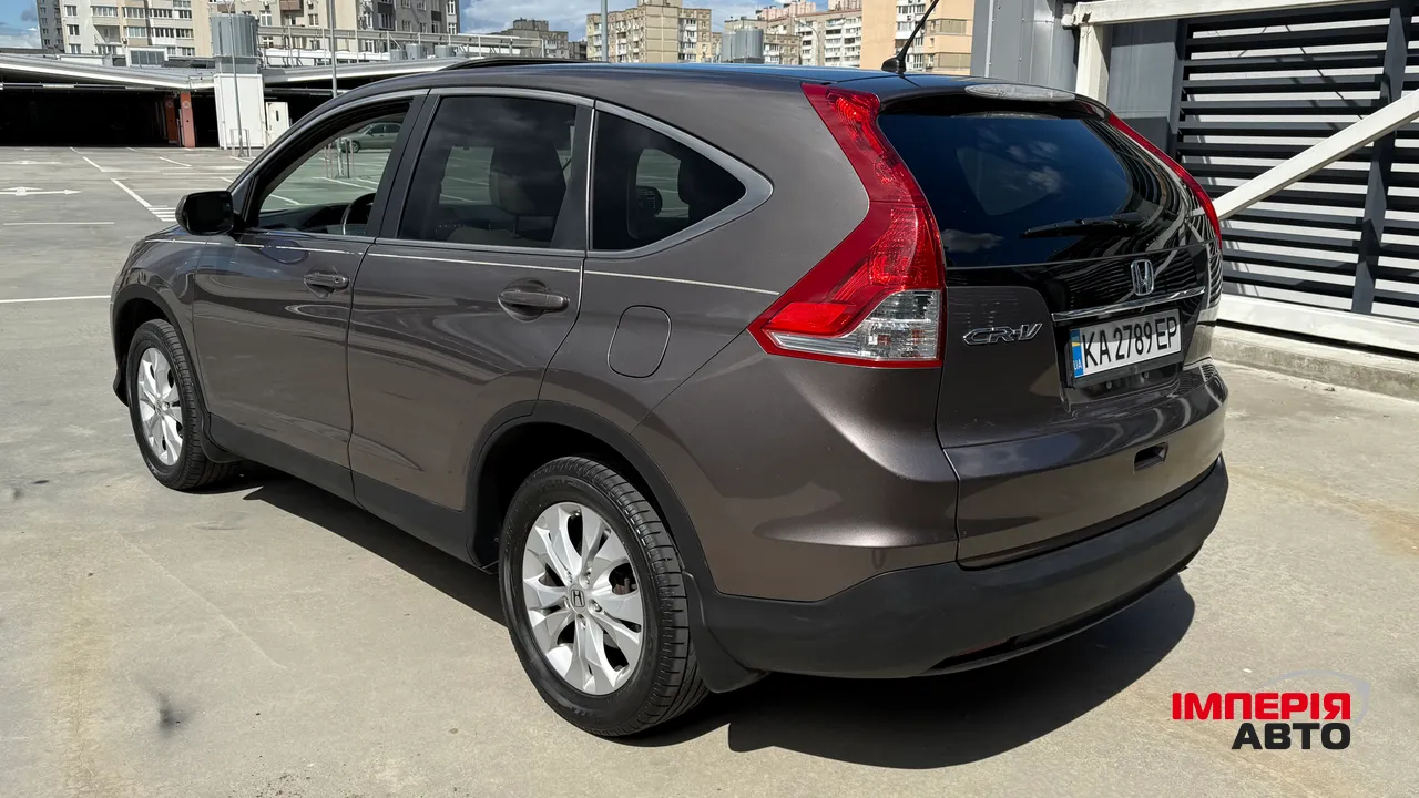Honda CR-V - фото 12